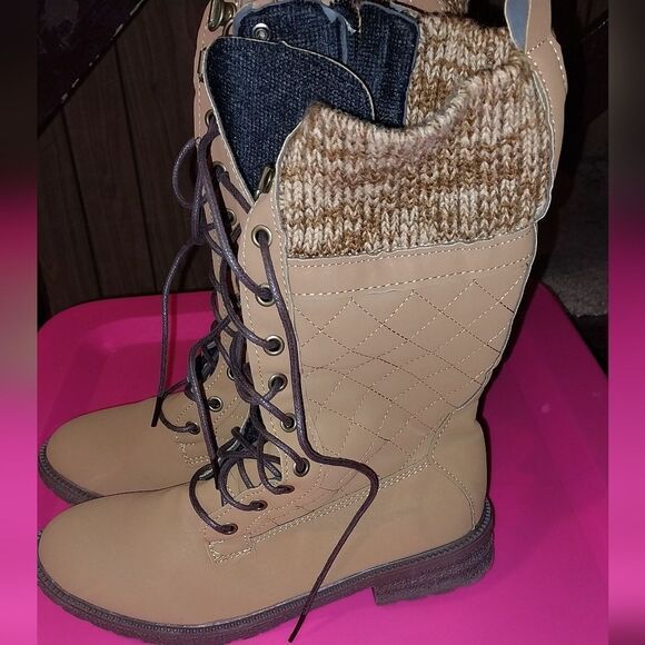 Ladies lace-up boots sz 6.5 - Picture 10 of 16